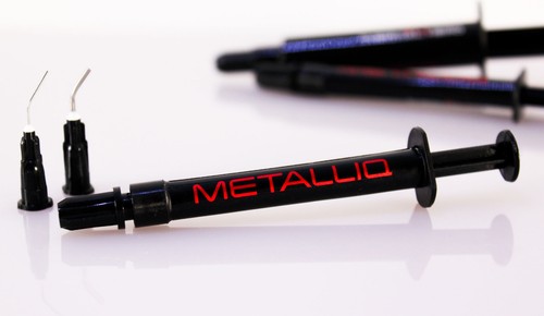 Pasta metallica liquida